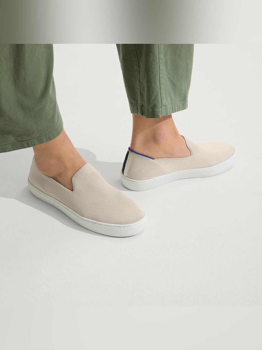 NWOB Rothy's Womens The Original Slip On Sneaker W9 in Sand